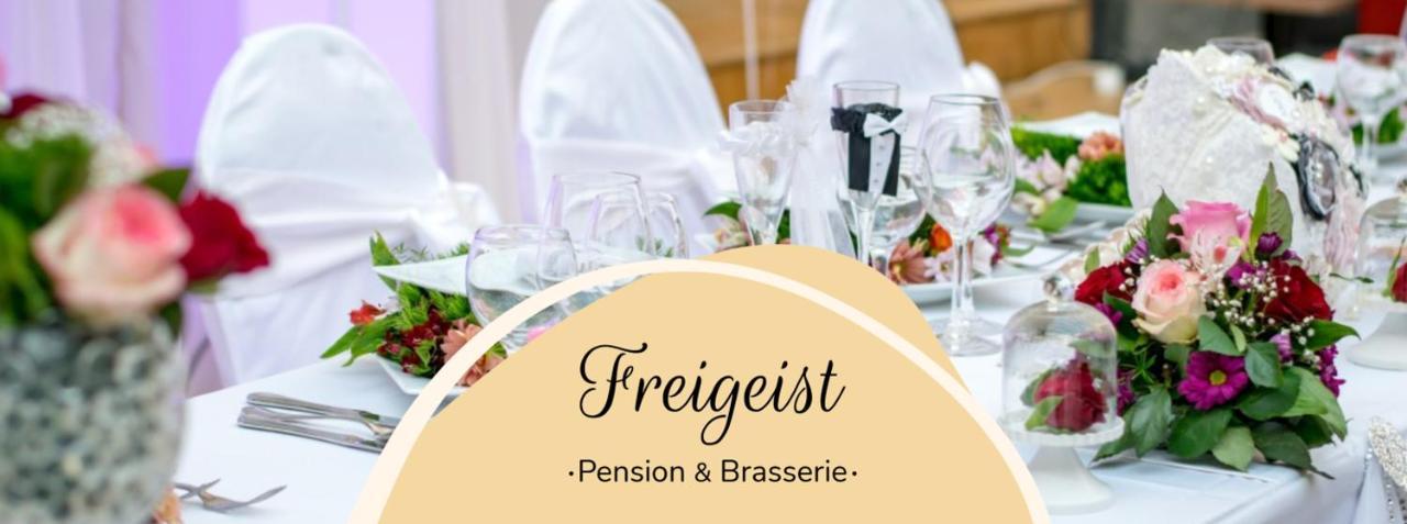 Freigeist • Pension & Brasserie Witzin Экстерьер фото