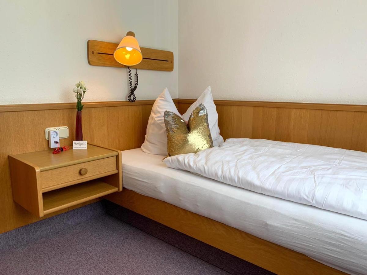 Freigeist • Pension & Brasserie Witzin Экстерьер фото