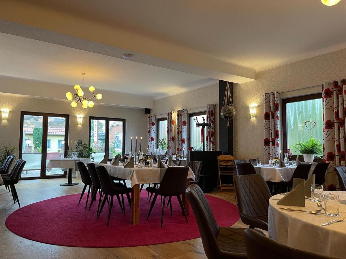 Freigeist • Pension & Brasserie Witzin Экстерьер фото